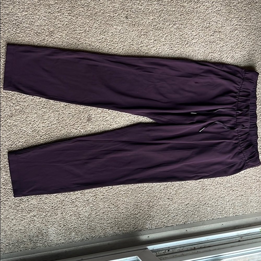 Lululemon Plum straight leg joggers